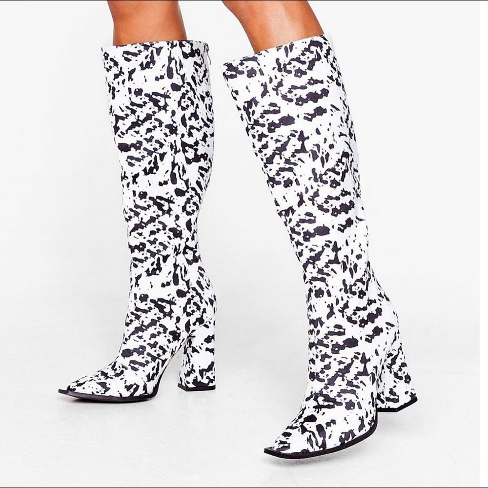 NWT Knee High Black & White Boots